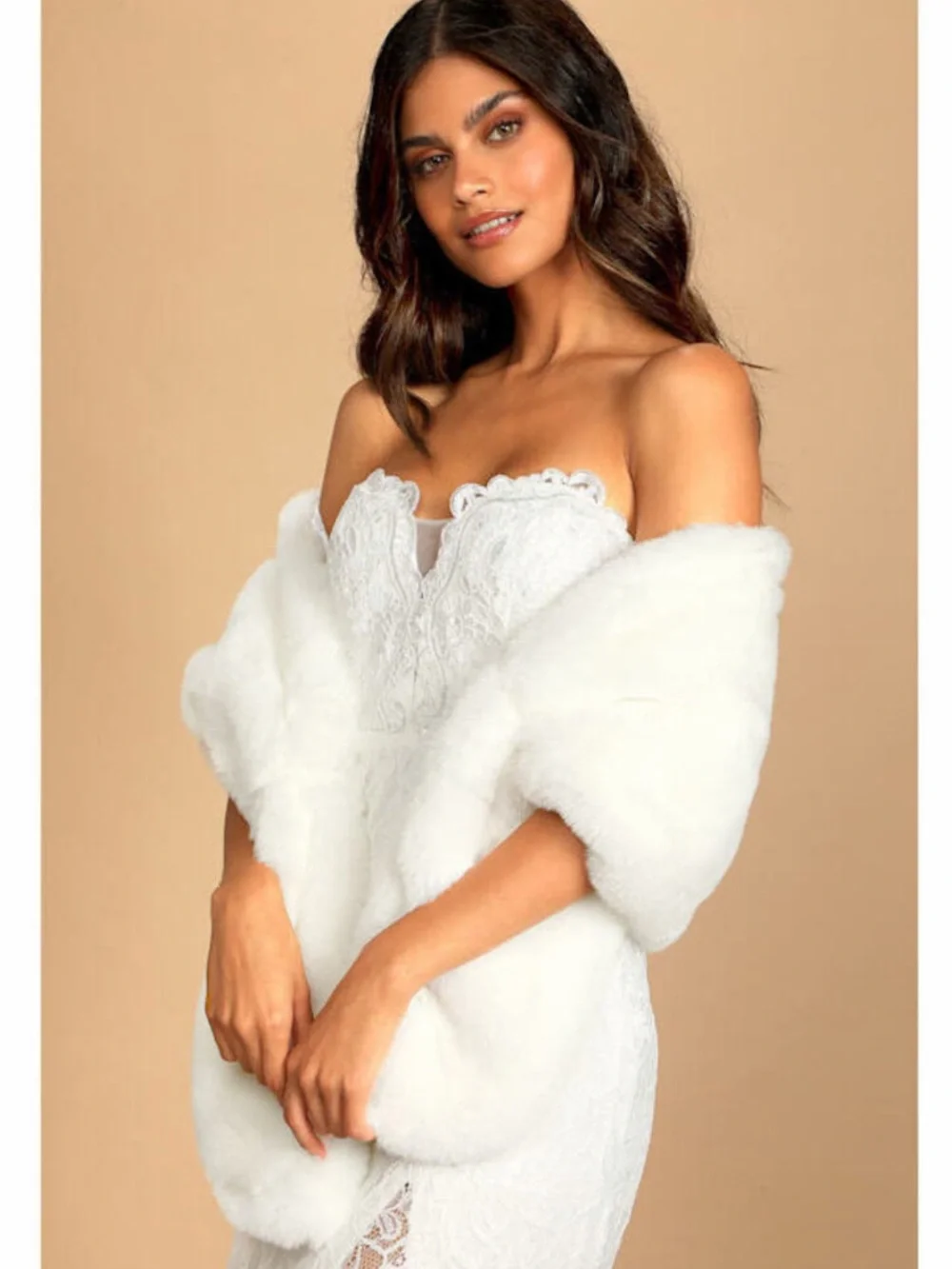 Fashion | White Faux Fur Scarf Shawl Collar Wrap Stole Winter Shrug NWT